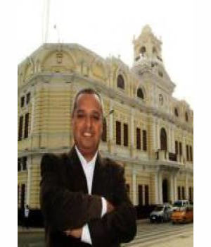 CARLOS ENRIQUE MARTIN CABREJOS FERNANDEZ