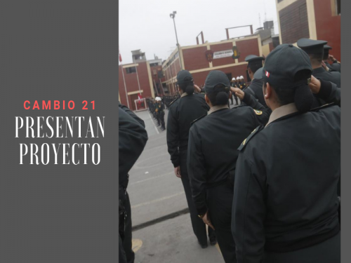 Cambio 21 presenta proyecto para policías