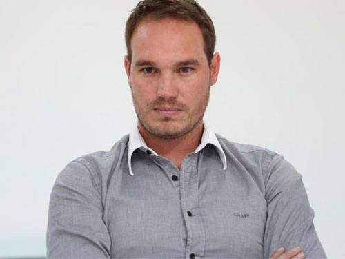 George Forsyth supera en aprobación a Vizcarra