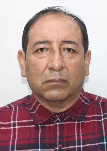 GUSTAVO ROBERTO