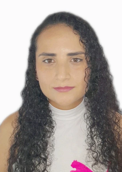 YASMIN DE LOS ANGELES