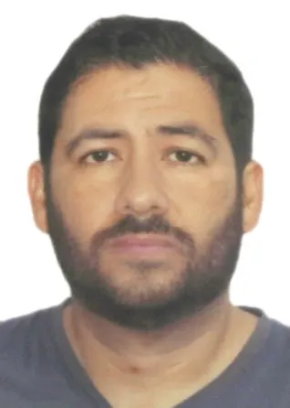 RICARDO ROBERTO
